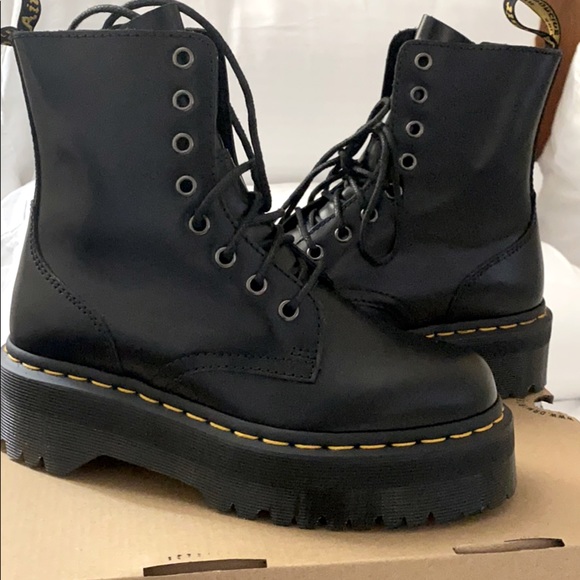 dr martens jadon boot size 6